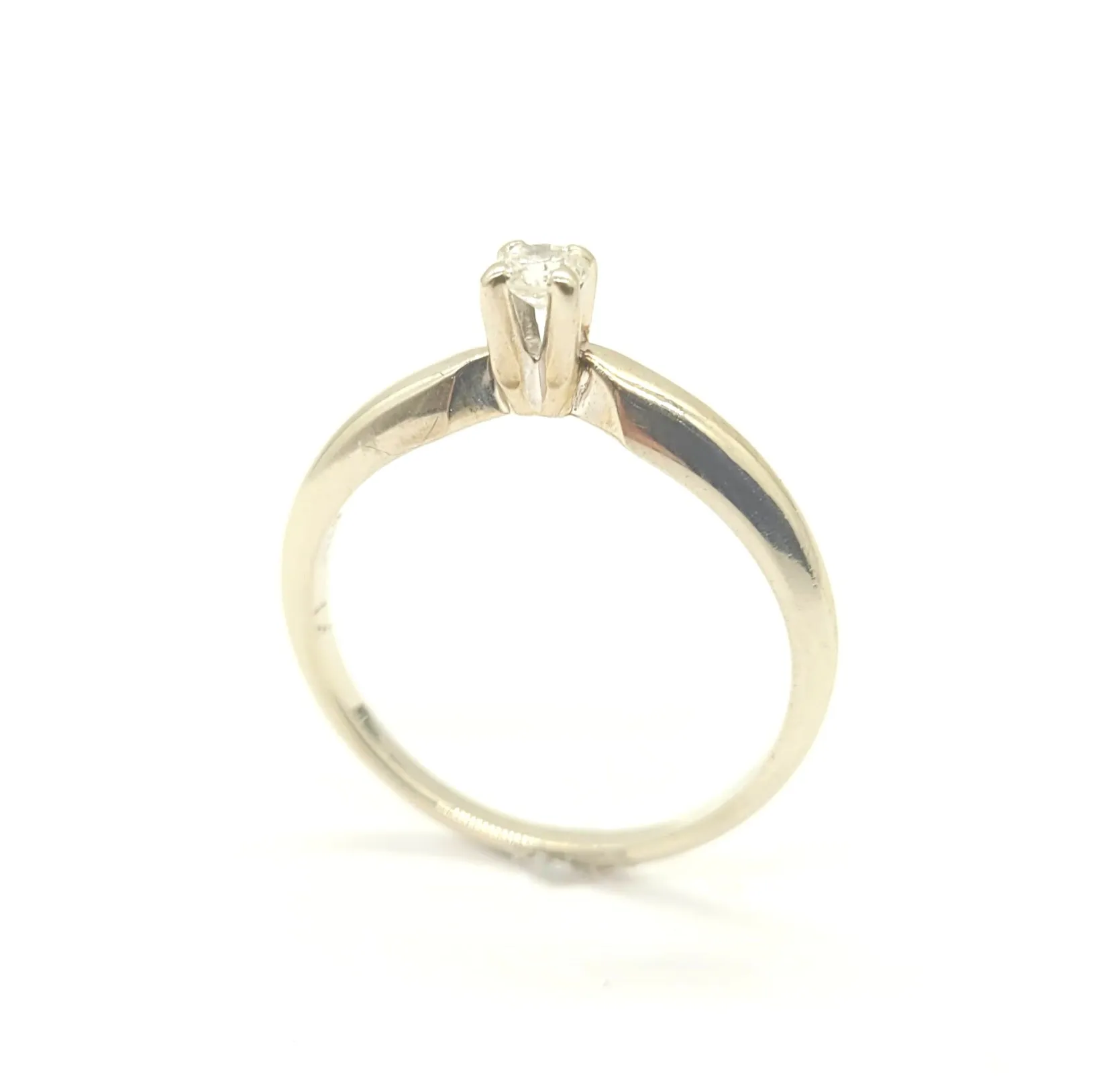 10 Point Diamond Ring