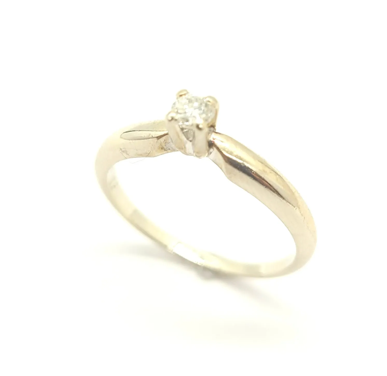 10 Point Diamond Ring