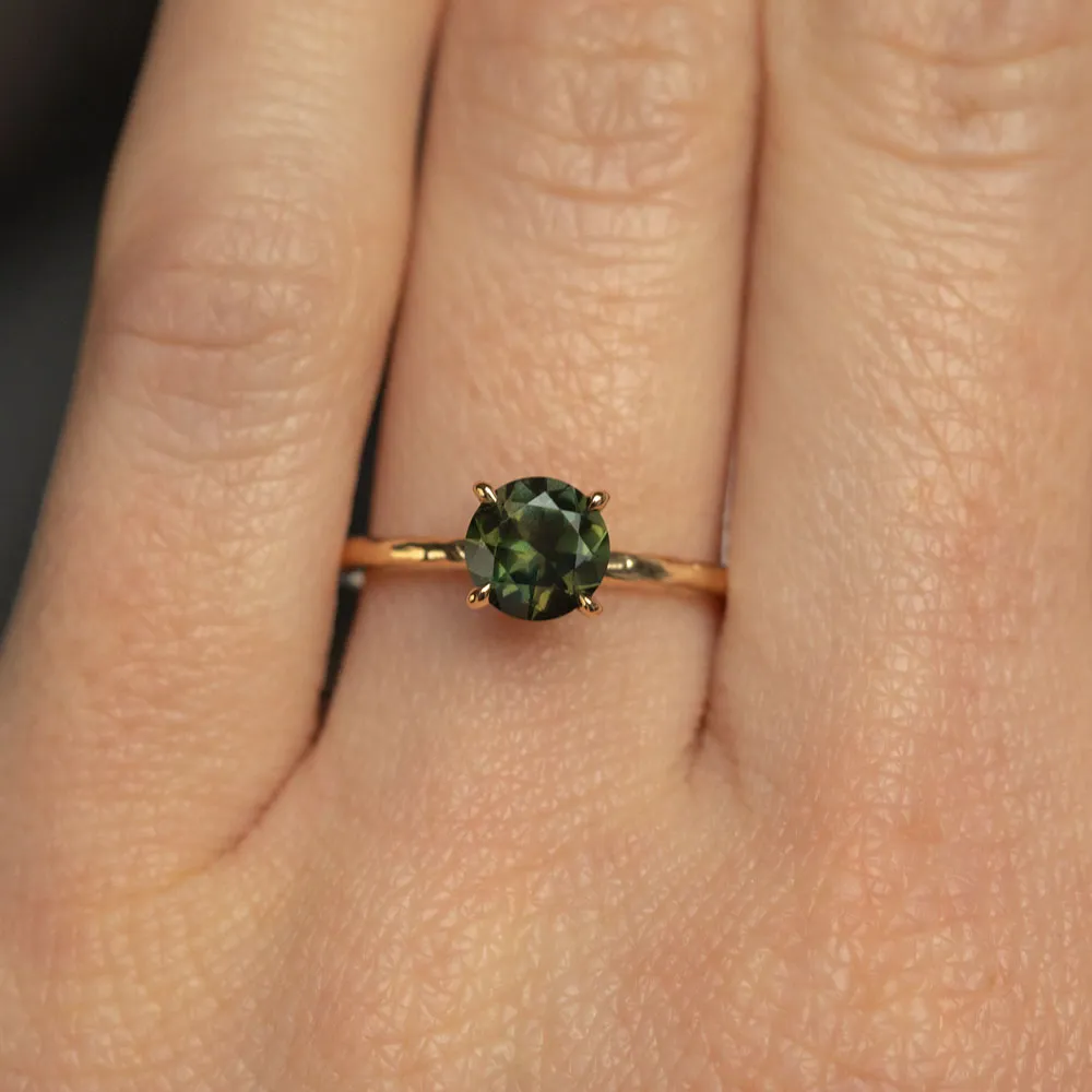 1.01ct Round Earthy Sapphire Evergreen Solitaire in 14k Yellow Gold