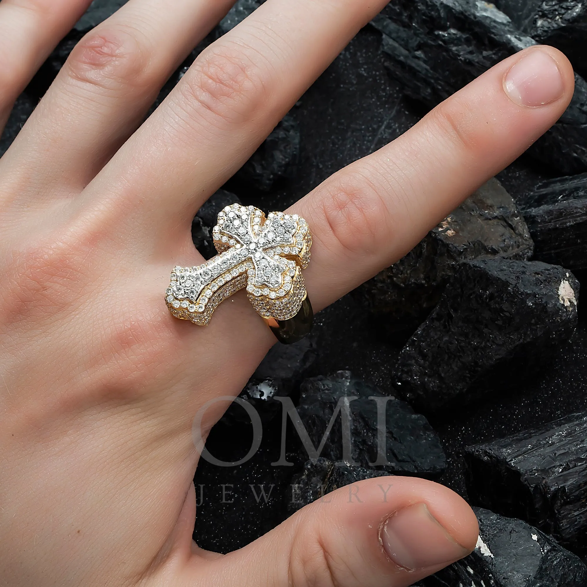 14K GOLD ROUND DIAMOND CROSS STATEMENT RING 3.60 CT