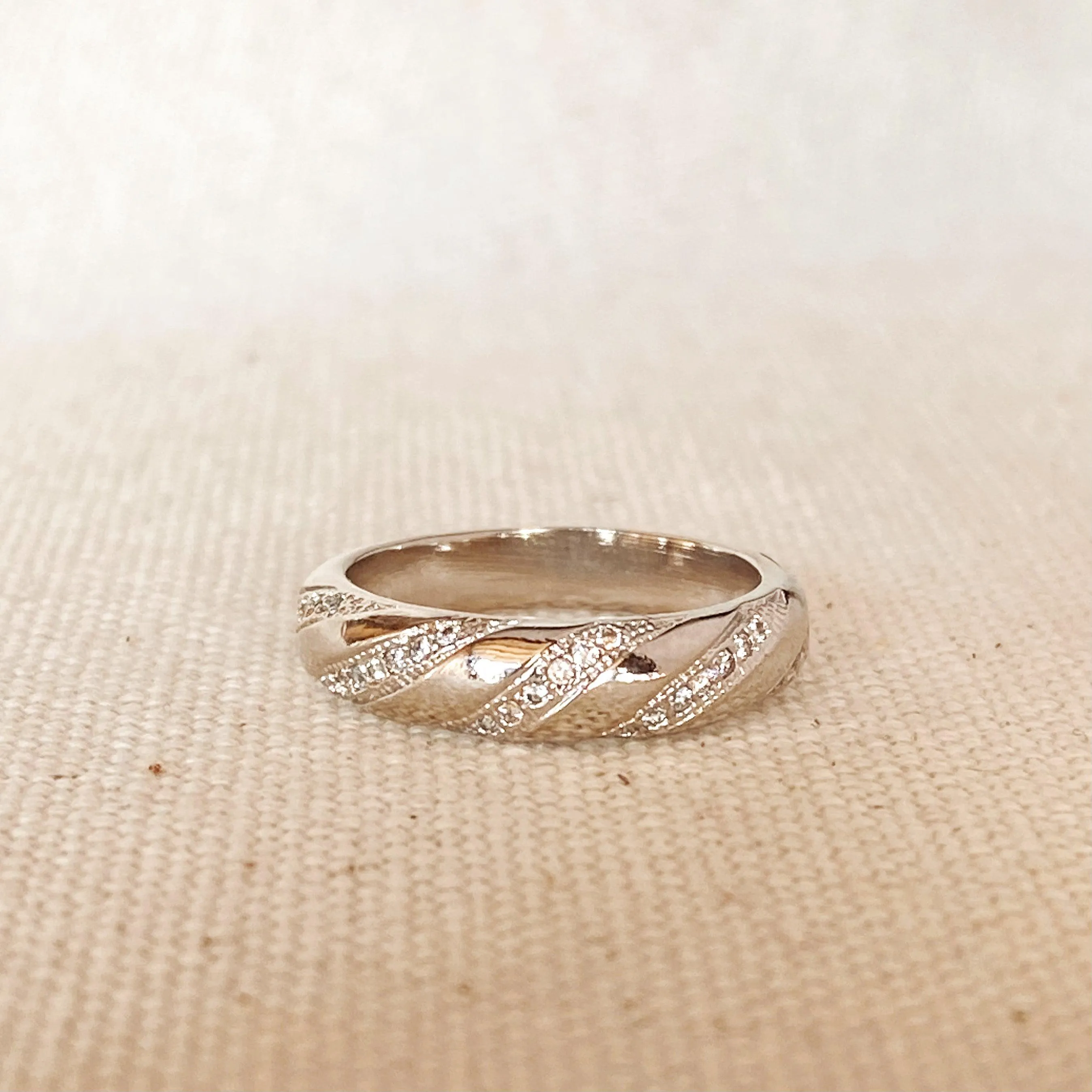 18k Gold Filled Ribbon Band Ring CZ