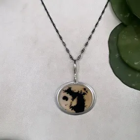 A dark forest necklace