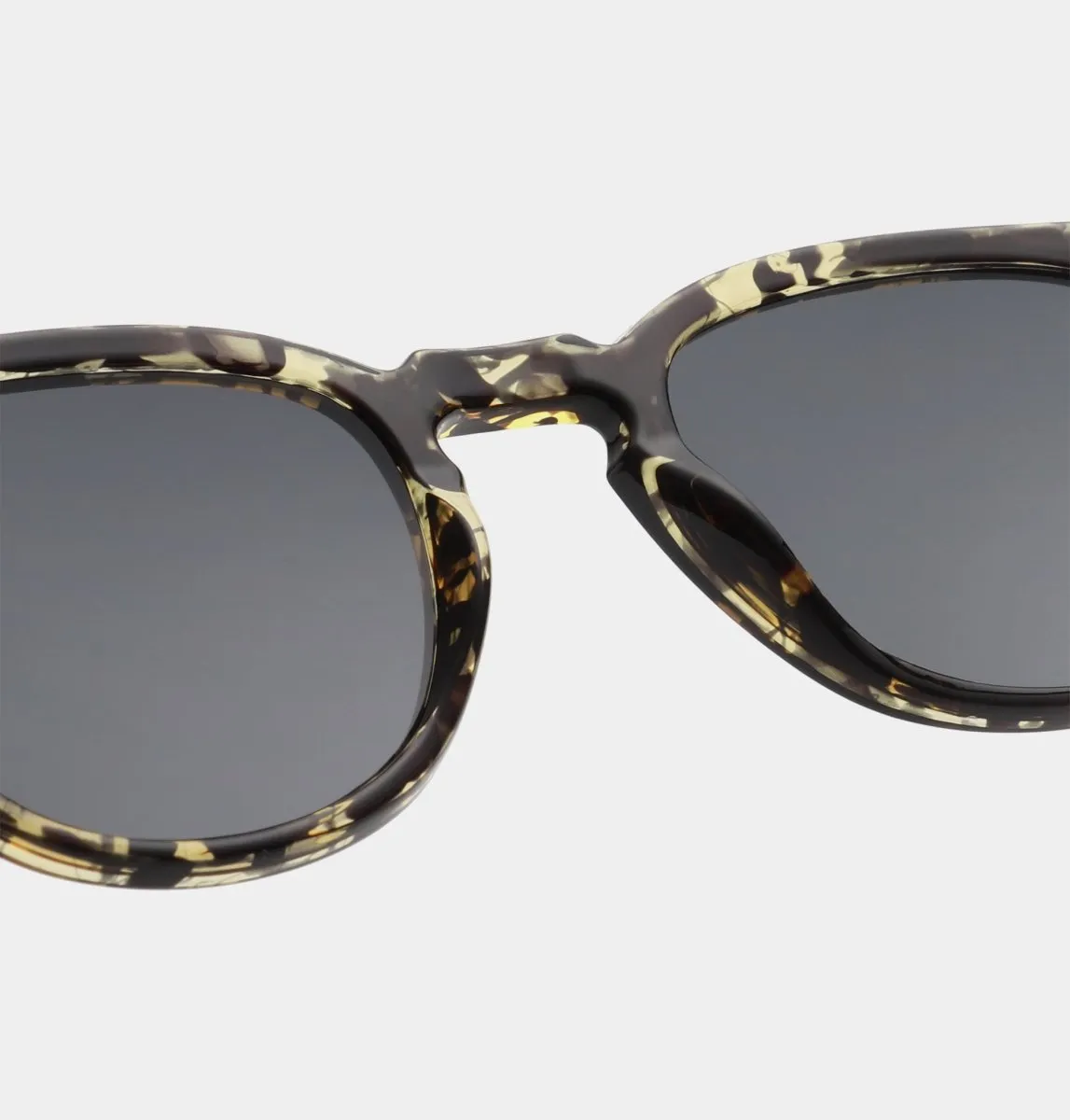 A. Kjrbede sunglasses Bate Black/yellow tortoise