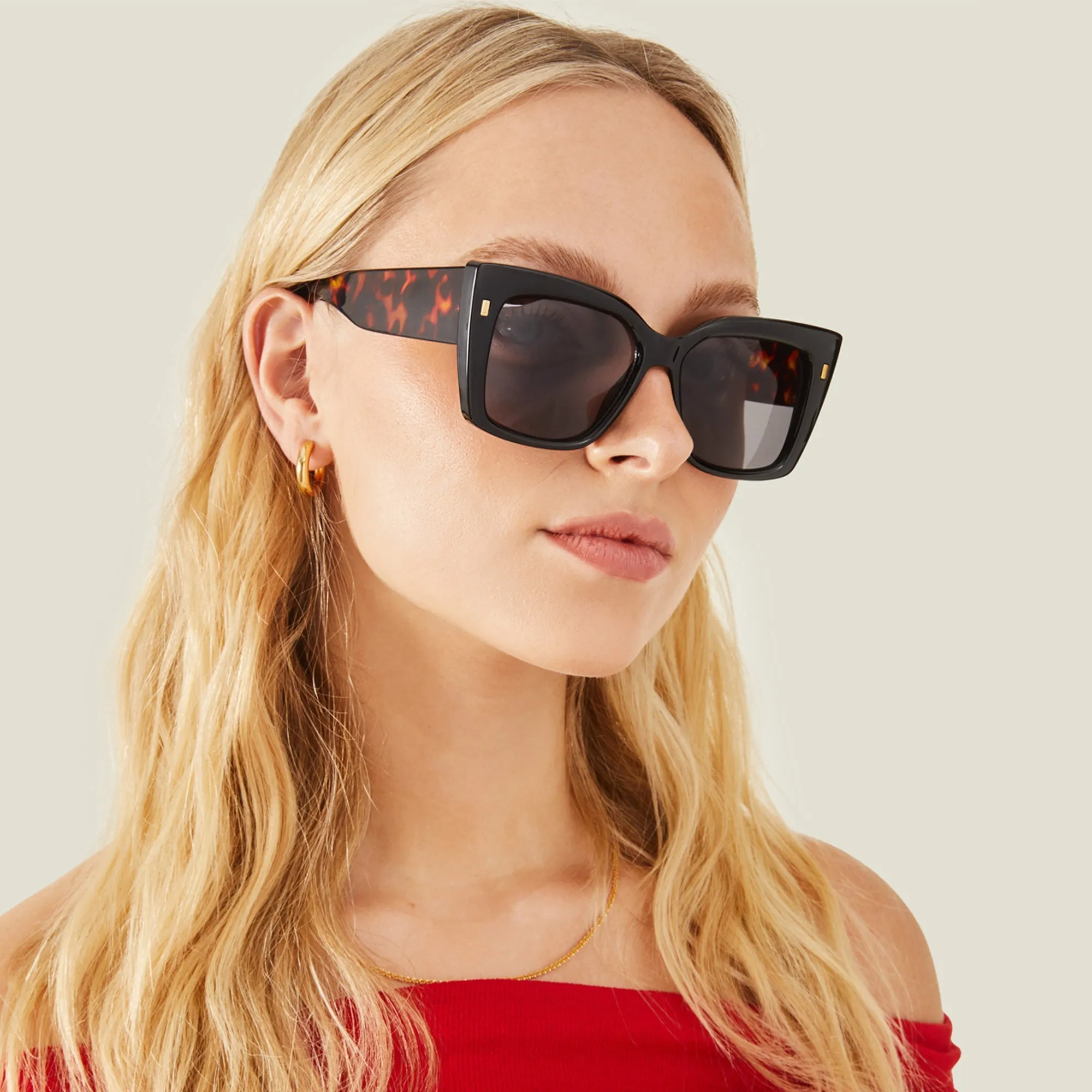 Accessorize London Women's Contrast Chunky Cateye Sunglasses