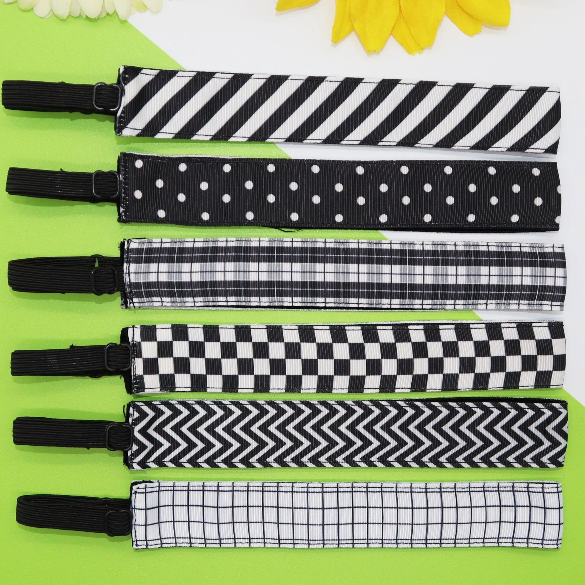 Adjustable No Slip Headbands - Black & White 6 Pack