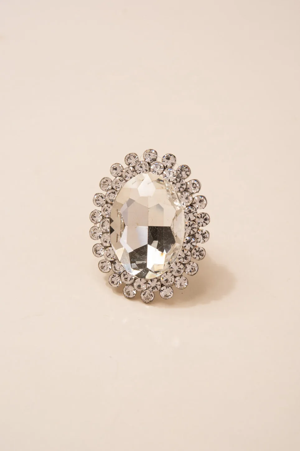 Alena Statement Oval Rhinestone Stretch Ring