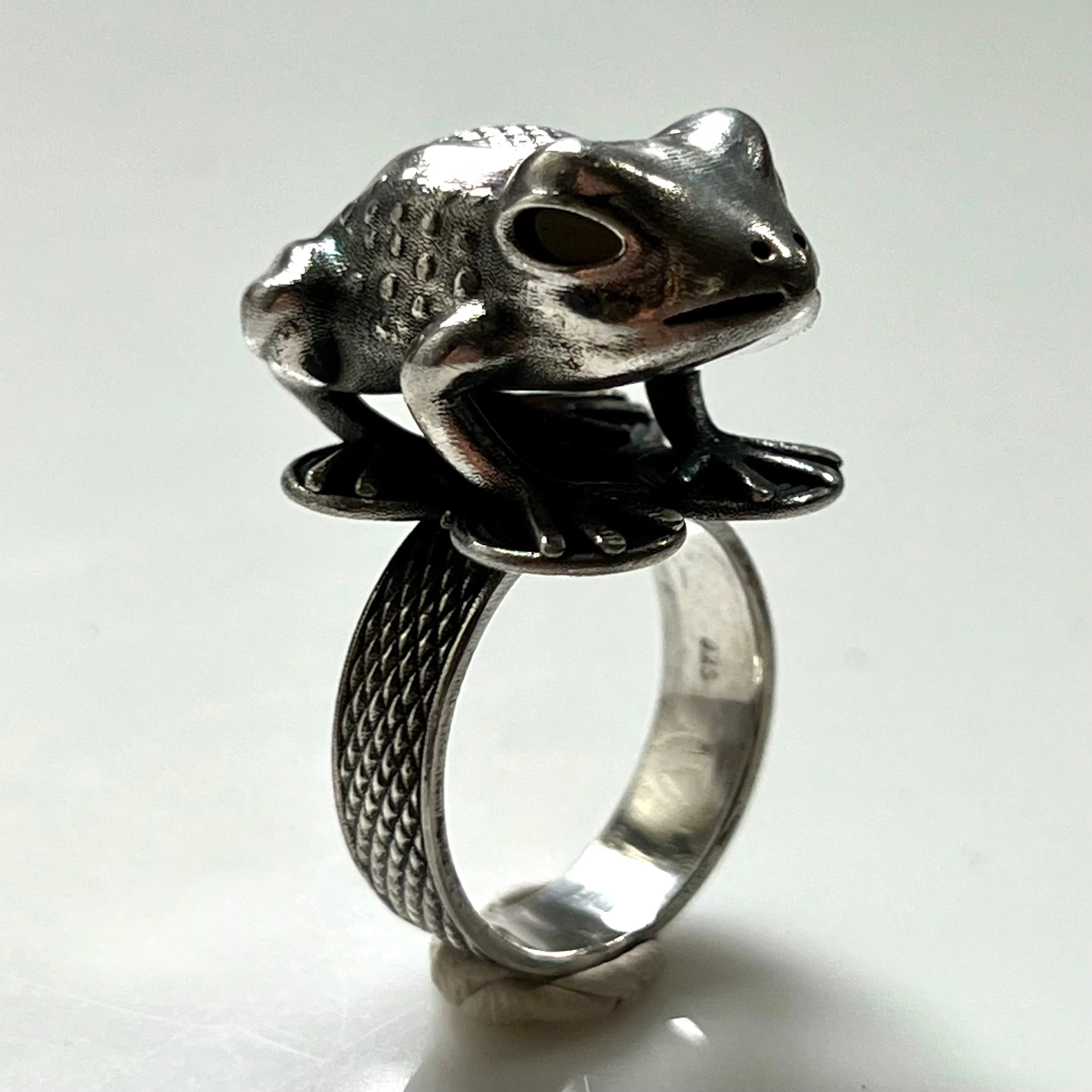 Asante Frog Mpetea (Chief's Ring) - Silver