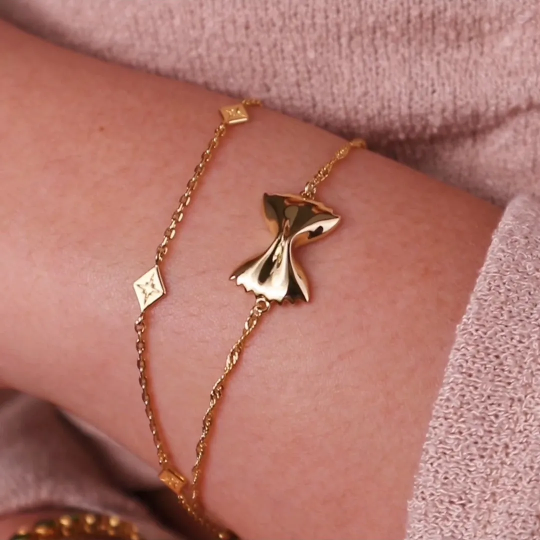 Bow Tie Pasta Gold Bracelet