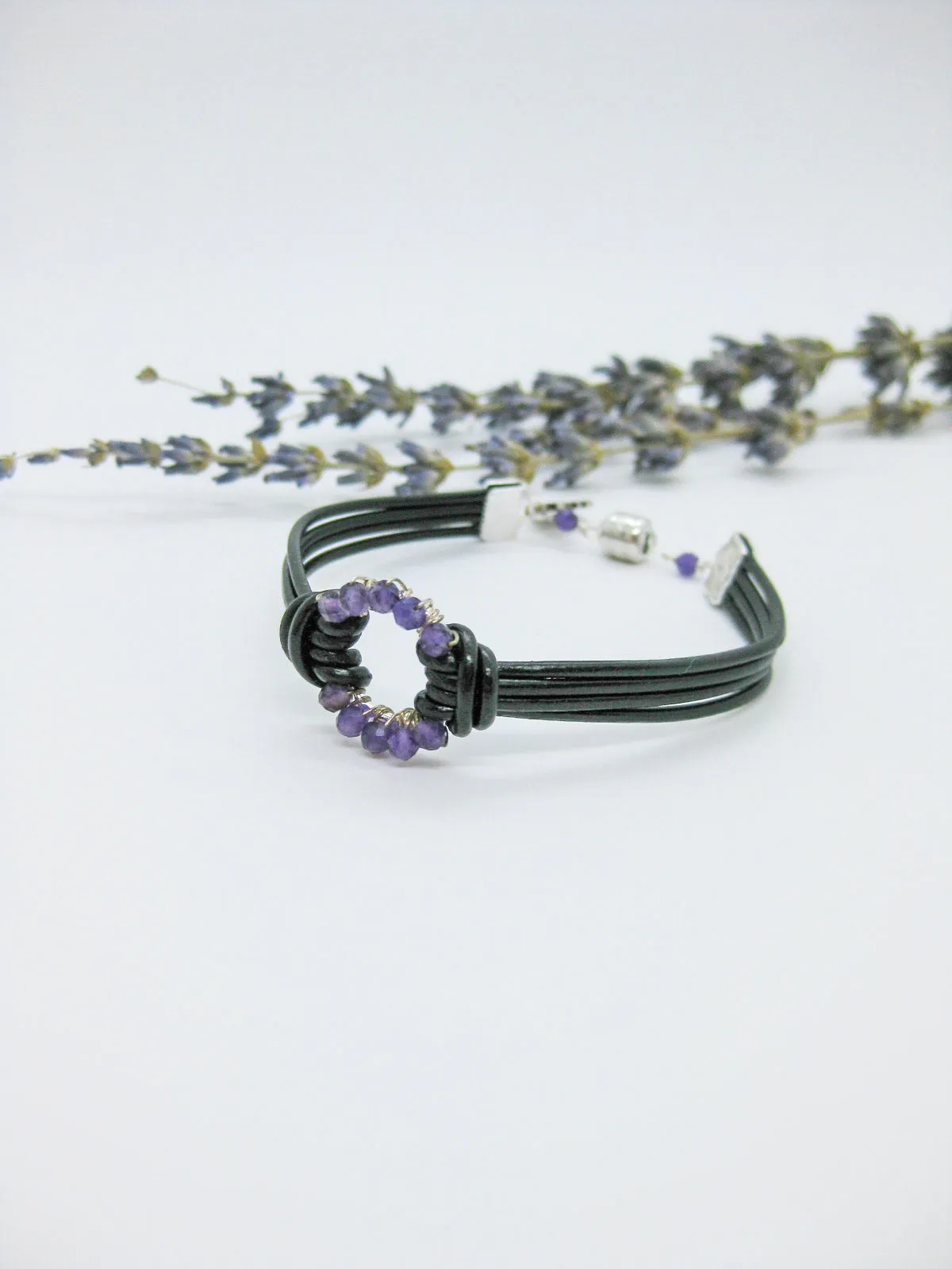 Circle: Amethyst Leather Bracelet - b280