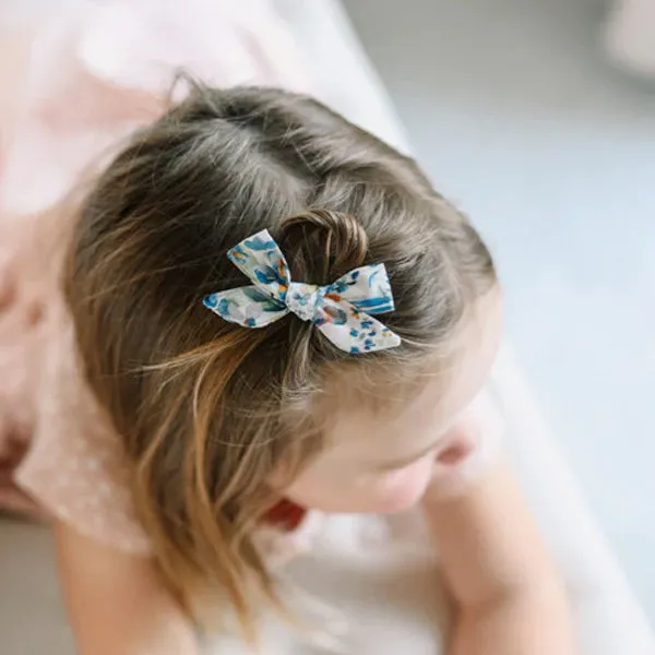 Mae Petite Bow Clip