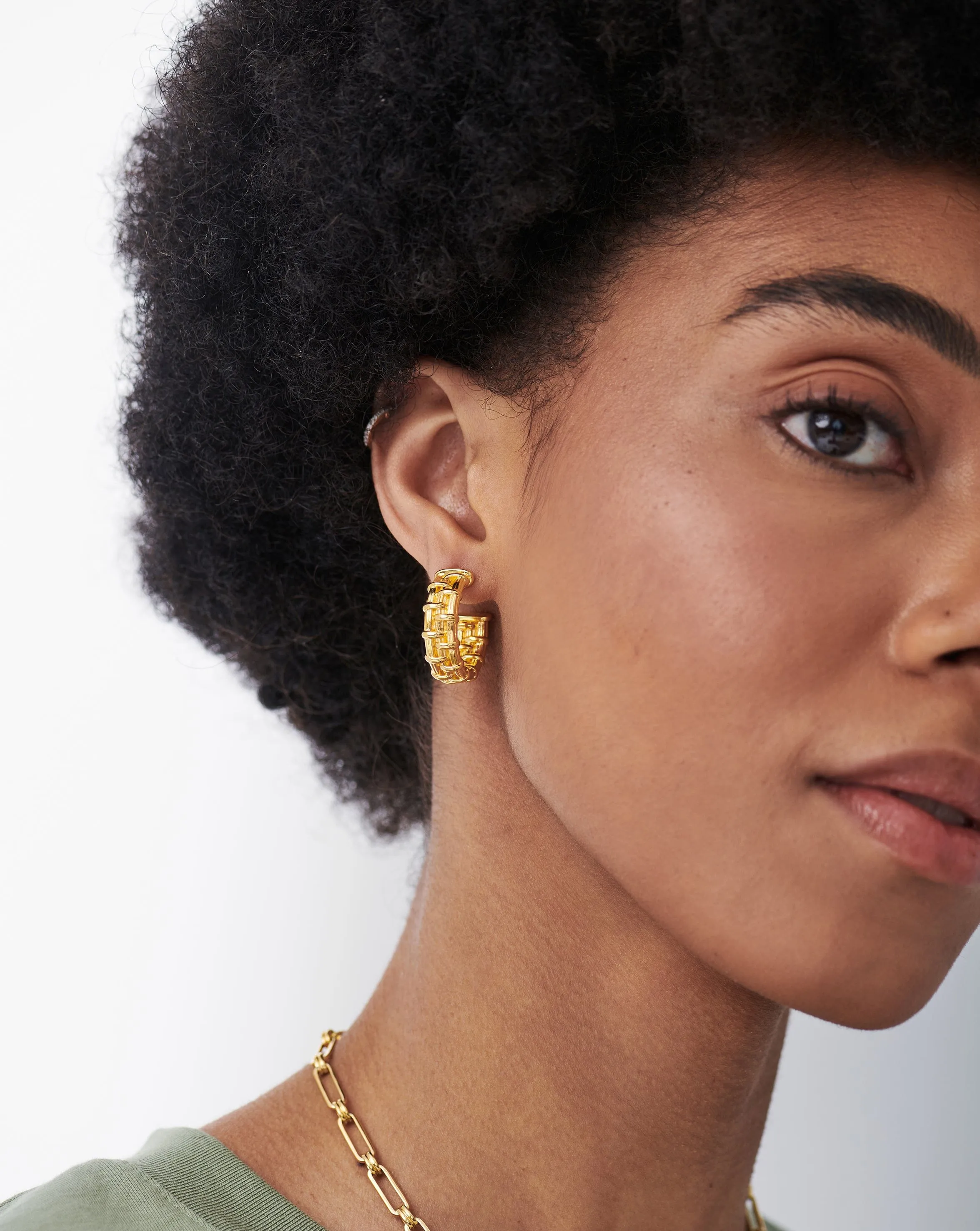 Medium Raffia Hoop Earrings