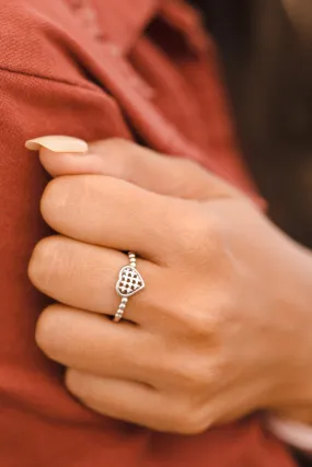 Minimalist Gold Heart Diamond Ring