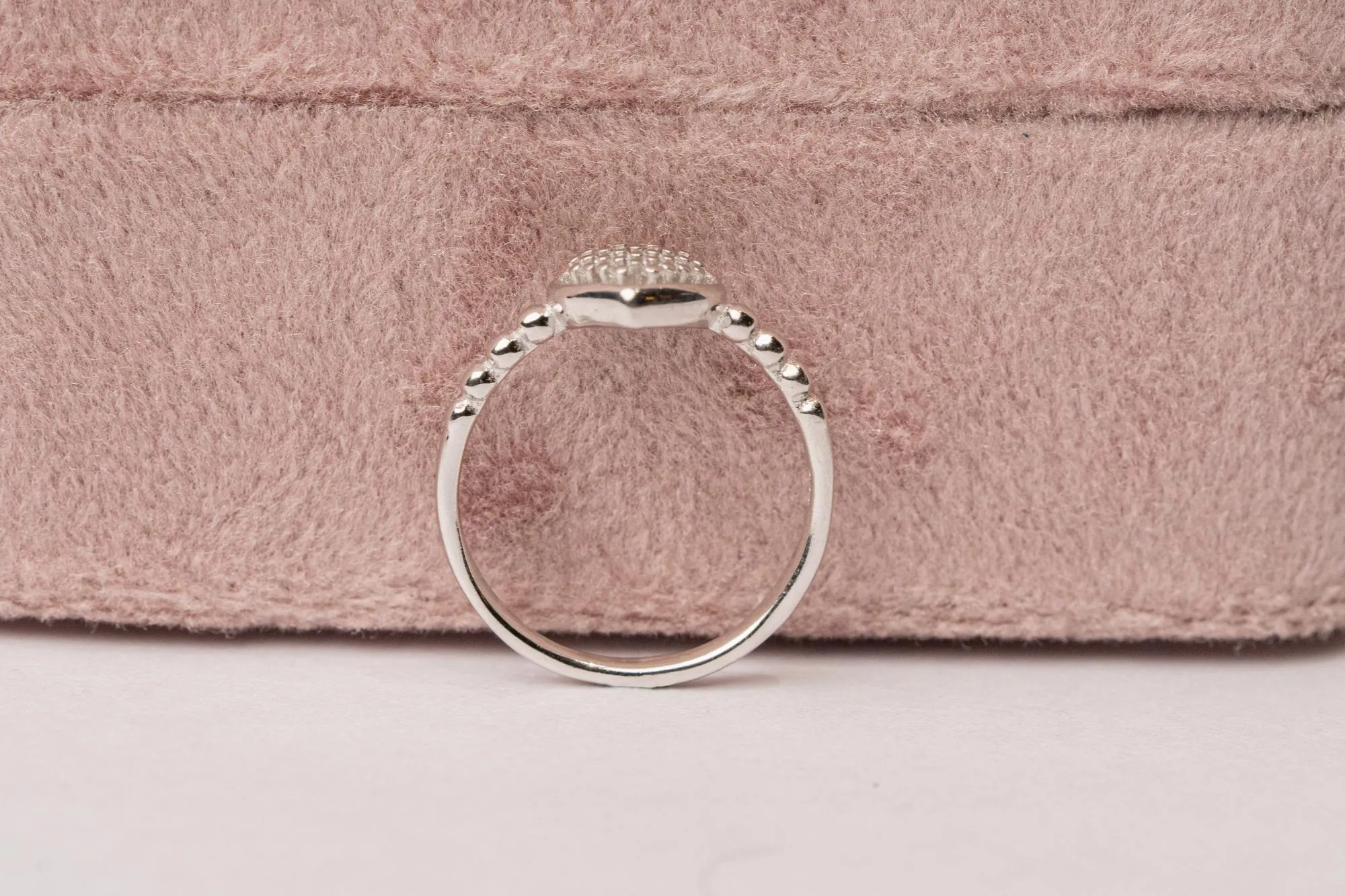 Minimalist Gold Heart Diamond Ring