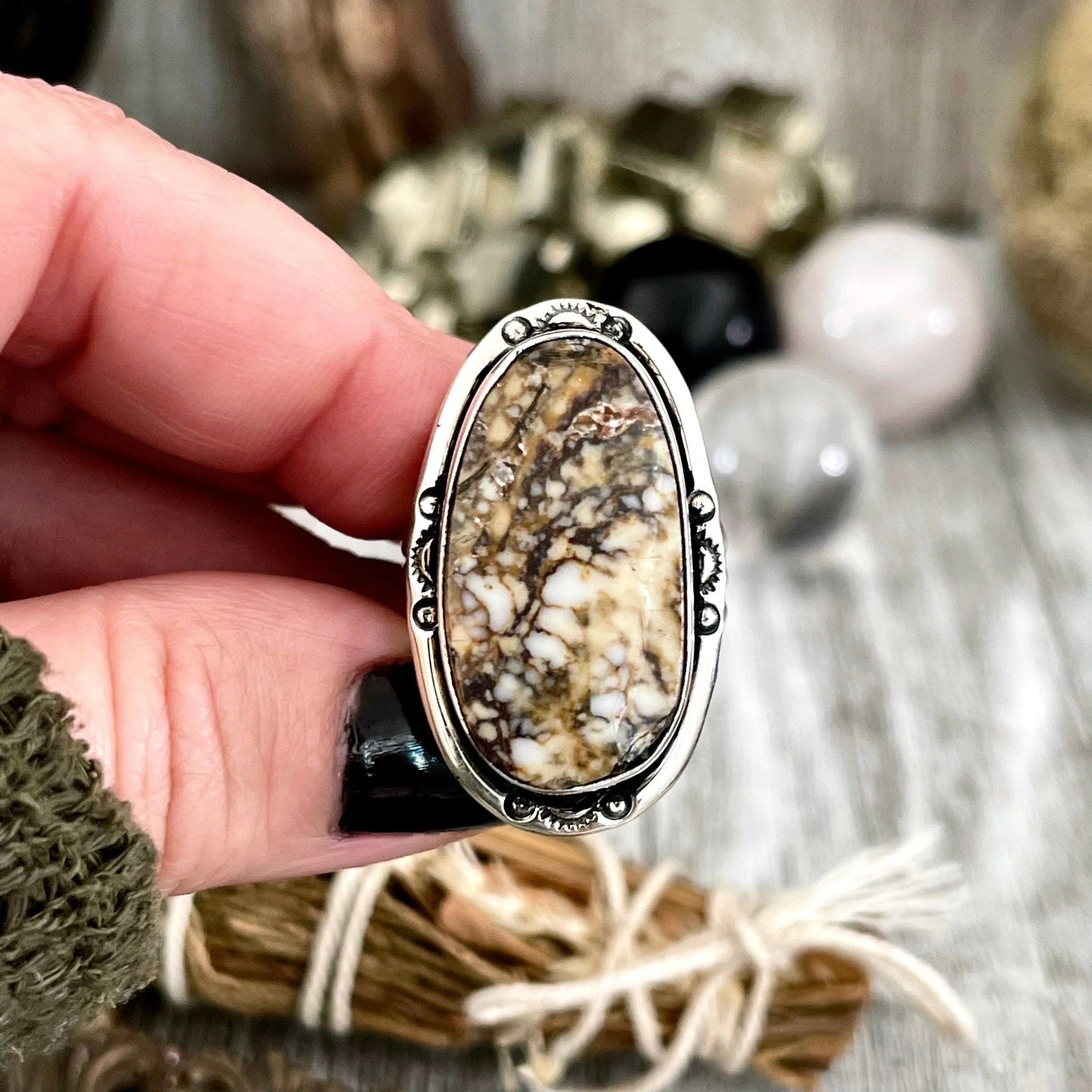 Size 9 Stunning White Buffalo Statement Ring Set in Sterling Silver / Curated by FOXLARK Collection