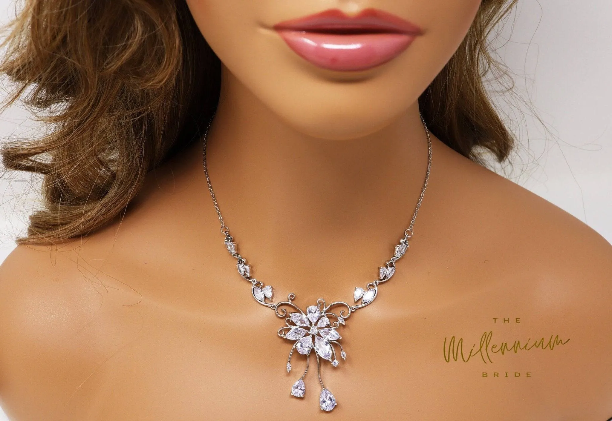 Swarovski Crystal Flower Vine Leaves , Long Bridal Jewelry, Bridal Earrings And Necklace, Statement Earrings Cz Necklace Set.