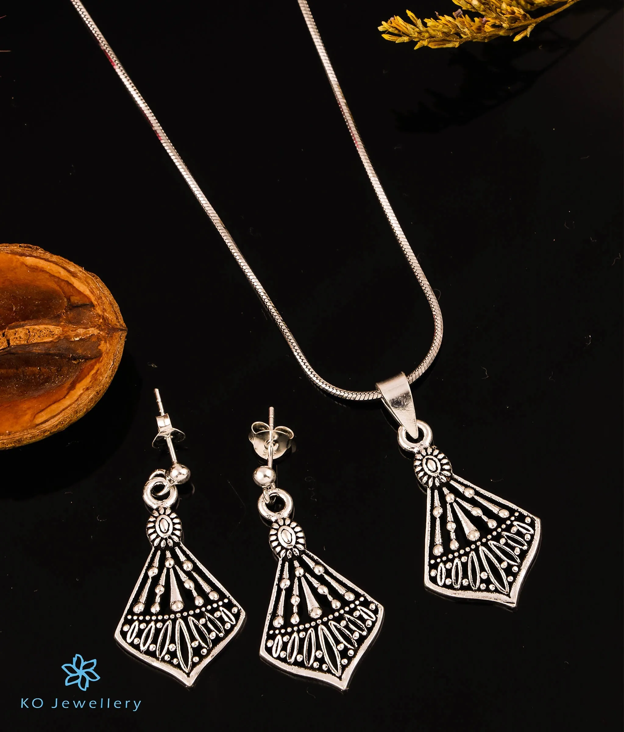 The Starlight Silver Pendant Set