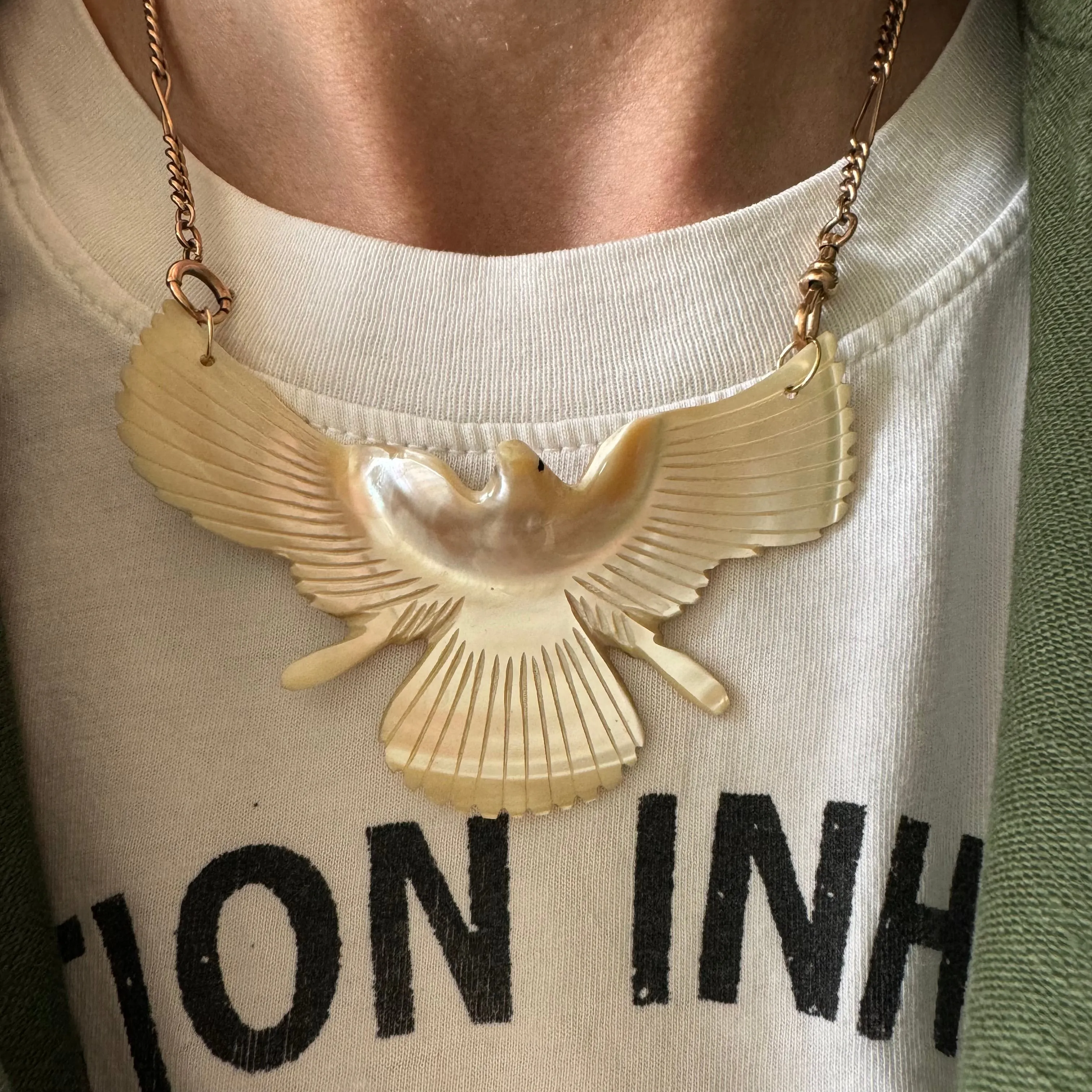 V I N T A G E // spectacular flight / 14k yellow gold and carved shell bird in flight / a huge pendant