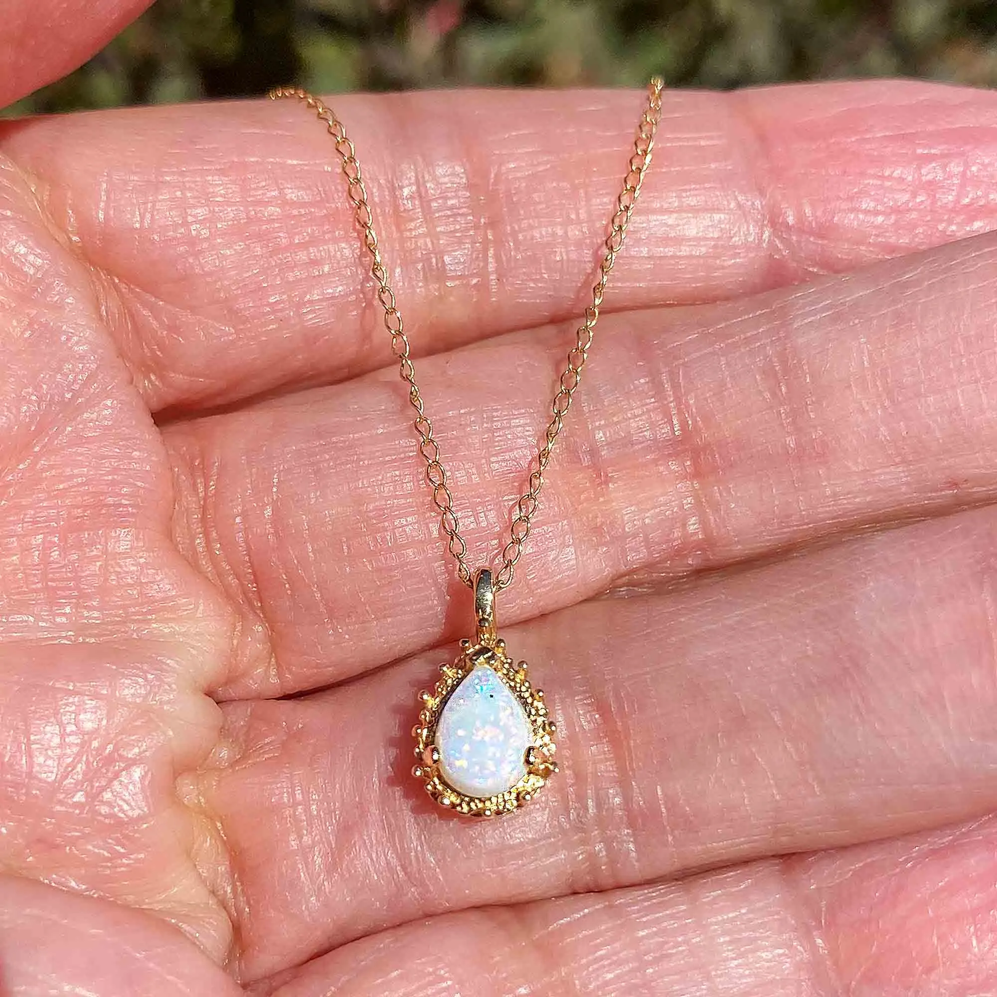 Vintage 14K Gold Opal Pendant Necklace