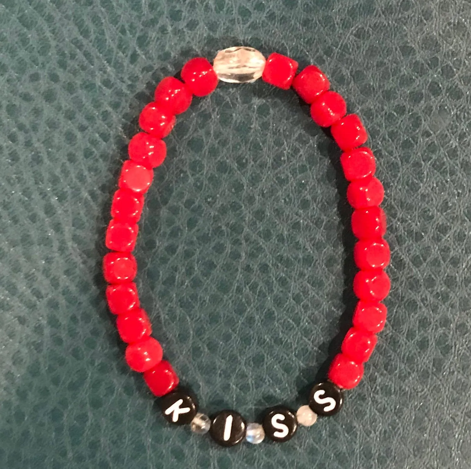 Wonen's Red Chalcedony Kiss bracelet